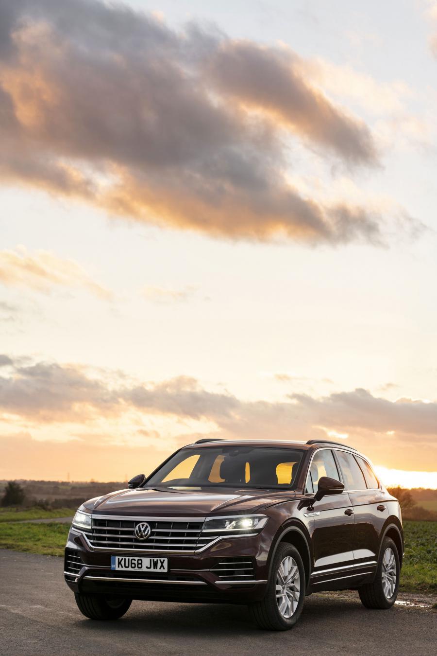  Volkswagen Touareg V6 TDI 2018 года  (UK) (фото 20 из 33)